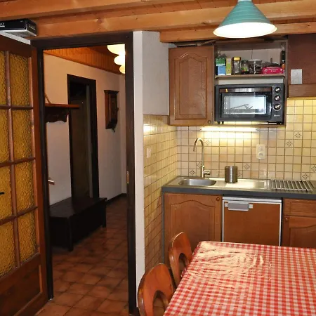 2 Pieces Avec Mezzanine Pres Des Remontees, Balcon Sud, Parking Couvert, - Fr-1-692-8