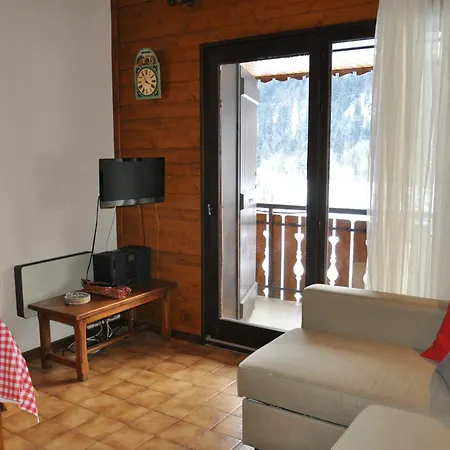 2 Pieces Avec Mezzanine Pres Des Remontees, Balcon Sud, Parking Couvert, - Fr-1-692-8 Apartment