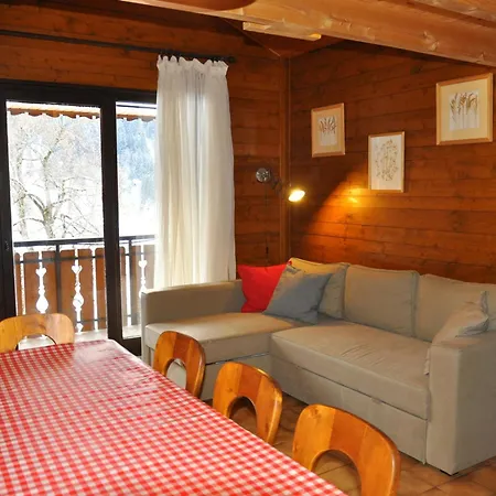2 Pieces Avec Mezzanine Pres Des Remontees, Balcon Sud, Parking Couvert, - Fr-1-692-8